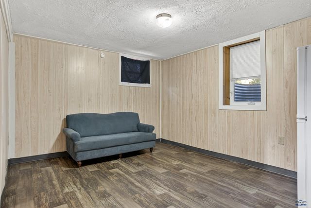 513 E DENVER, Rapid City, SD 57701