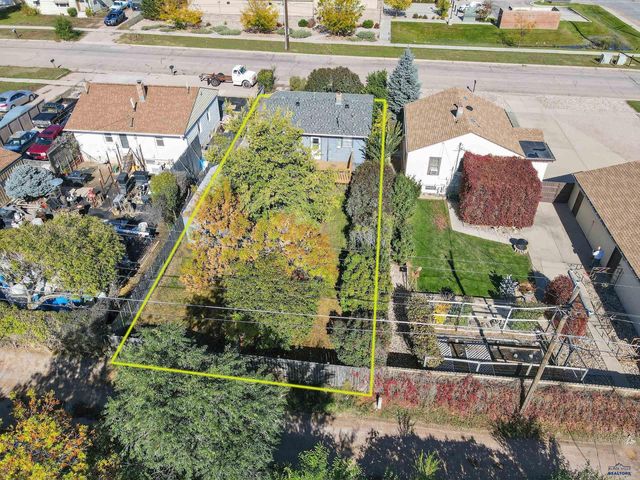 513 E DENVER, Rapid City, SD 57701