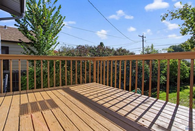 513 E DENVER, Rapid City, SD 57701