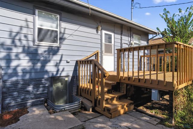 513 E DENVER, Rapid City, SD 57701