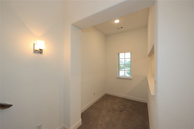 124 Canonbury Drive, Lewisville, TX 75067