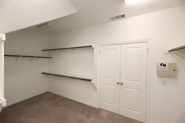 124 Canonbury Drive, Lewisville, TX 75067