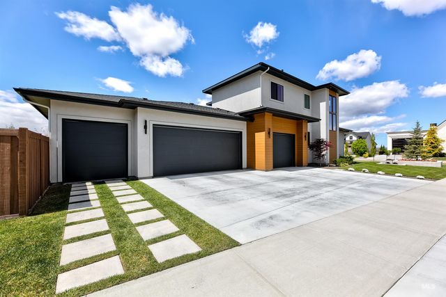 5077 W Oakford Ct, Meridian, ID 83646