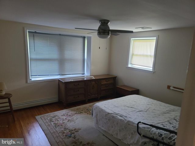 49 TWIST DR, Southampton, PA 18966