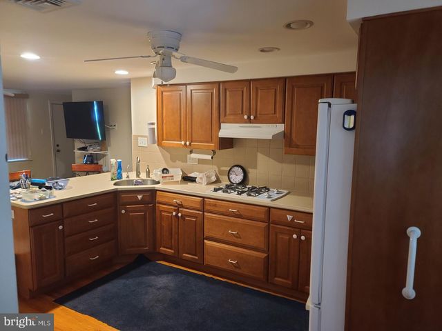 49 TWIST DR, Southampton, PA 18966