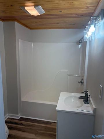 100 County Road 646, Cedar Bluff, AL 35959