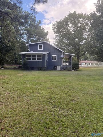 100 County Road 646, Cedar Bluff, AL 35959