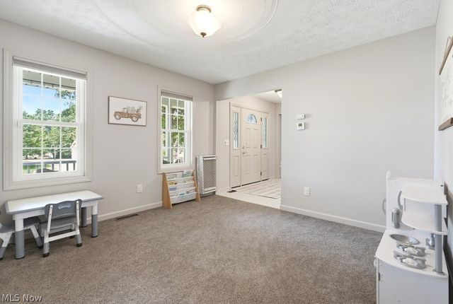 488 Schooner Lane, Northfield Center, OH 44067