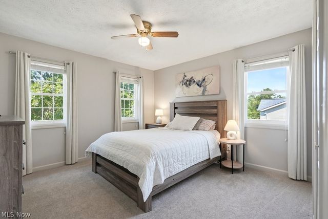 488 Schooner Lane, Northfield Center, OH 44067