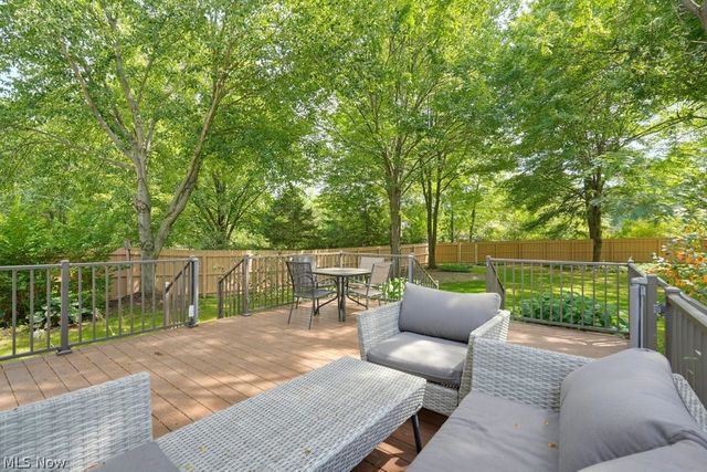 488 Schooner Lane, Northfield Center, OH 44067