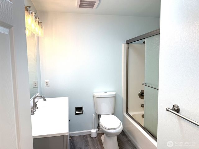 18604 131st Avenue SE, Renton, WA 98058