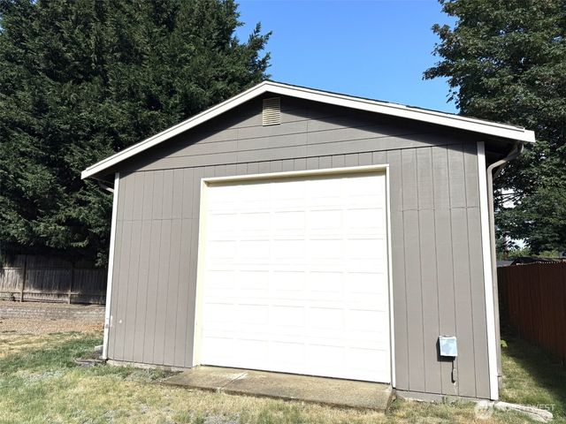 18604 131st Avenue SE, Renton, WA 98058