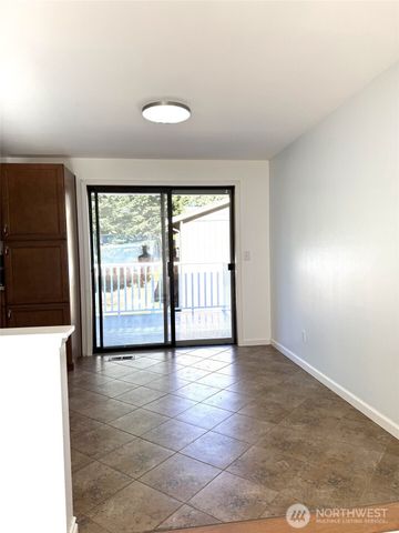 18604 131st Avenue SE, Renton, WA 98058