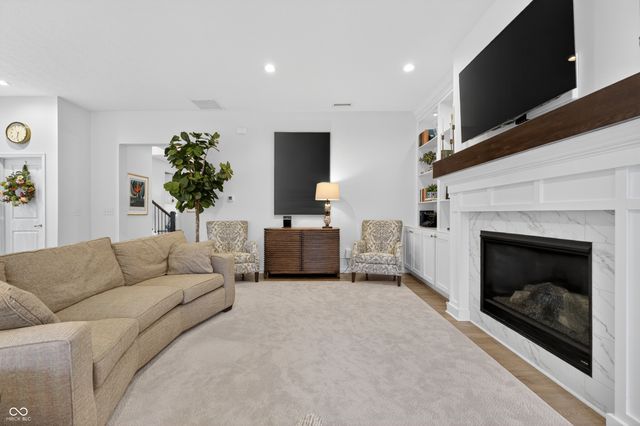 15432 Heatherbank Drive, Westfield, IN 46074