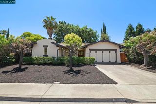 2054 Newton Way, Concord, CA 94518