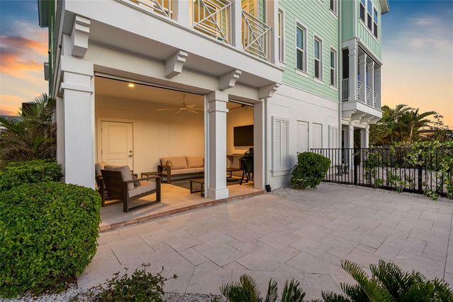 604 SEA COURT, Dunedin, FL 34698