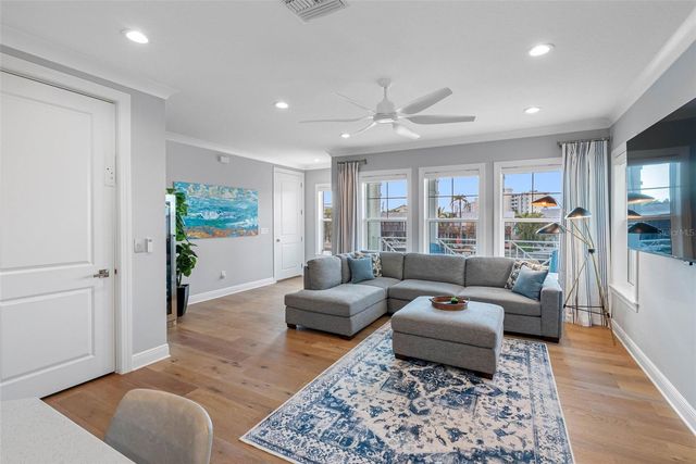 604 SEA COURT, Dunedin, FL 34698