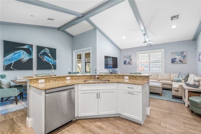 605 Bridgewater Lane SW, Vero Beach, FL 32962