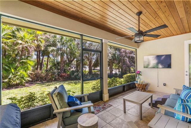 605 Bridgewater Lane SW, Vero Beach, FL 32962