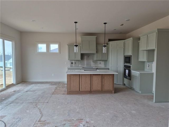 4538 145th Terrace, Basehor, KS 66007