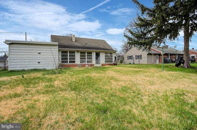 1842 SCOTLAND AVENUE, Chambersburg, PA 17201
