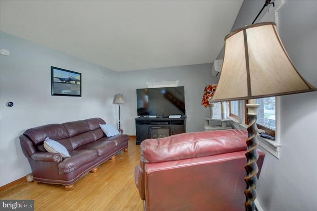 1842 SCOTLAND AVENUE, Chambersburg, PA 17201