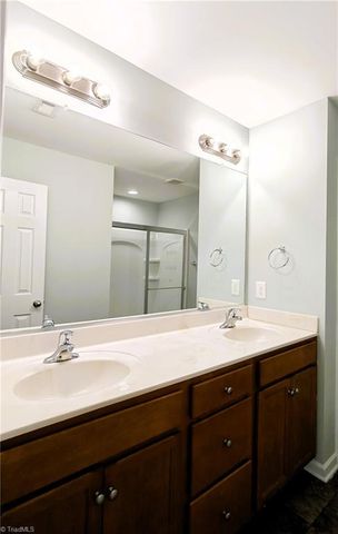 109 Tilleys Grove Drive, Kernersville, NC 27284