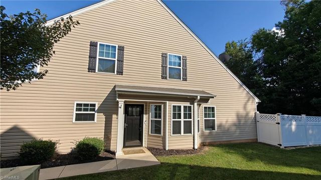 109 Tilleys Grove Drive, Kernersville, NC 27284