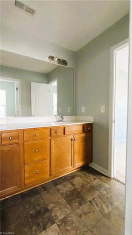 109 Tilleys Grove Drive, Kernersville, NC 27284