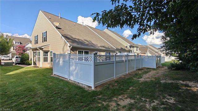 109 Tilleys Grove Drive, Kernersville, NC 27284
