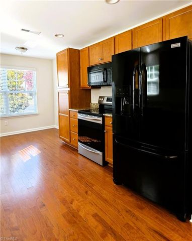 109 Tilleys Grove Drive, Kernersville, NC 27284