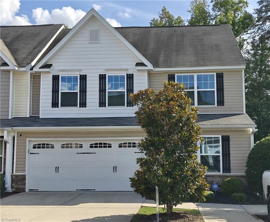 109 Tilleys Grove Drive, Kernersville, NC 27284