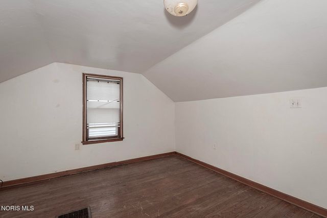 2537 W Sylvania Avenue, Toledo, OH 43613