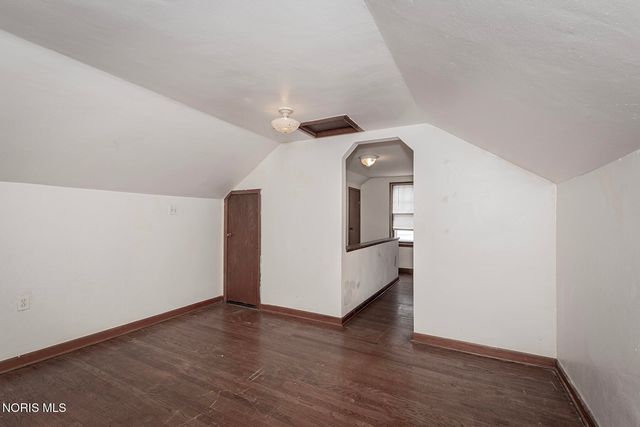 2537 W Sylvania Avenue, Toledo, OH 43613