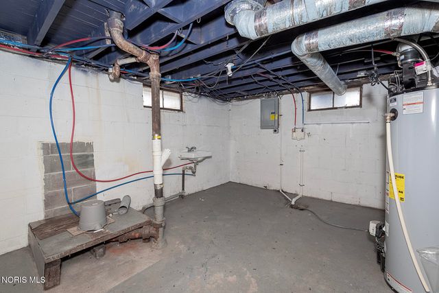 2537 W Sylvania Avenue, Toledo, OH 43613