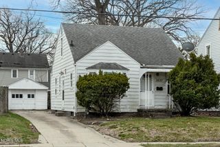 2537 W Sylvania Avenue, Toledo, OH 43613