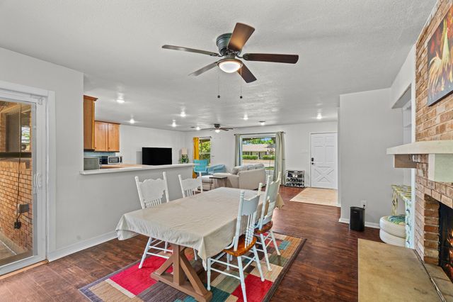 619 Kingston Drive, Irving, TX 75061