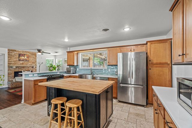 619 Kingston Drive, Irving, TX 75061