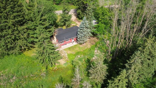 N8514 850th Street, River Falls, WI 54022