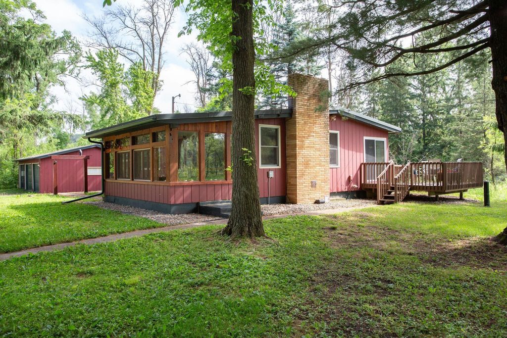 N8514 850th Street, River Falls, WI 54022