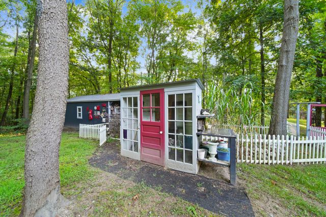 6635 E Chicago Road, Moscow Twp, MI 49250