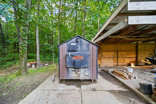 6635 E Chicago Road, Moscow Twp, MI 49250