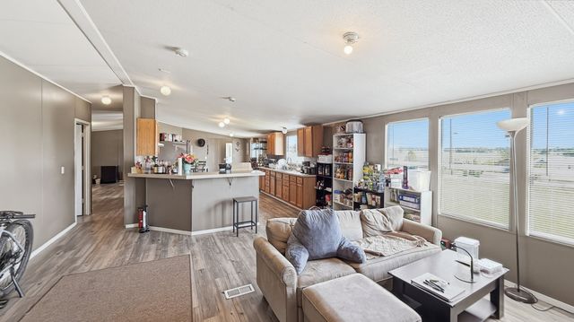 185 Private Road 4437, Rhome, TX 76078