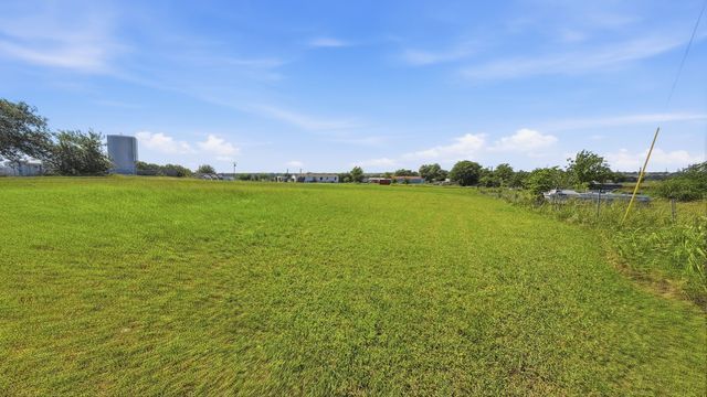 185 Private Road 4437, Rhome, TX 76078