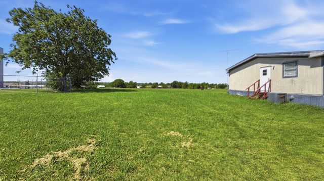 185 Private Road 4437, Rhome, TX 76078