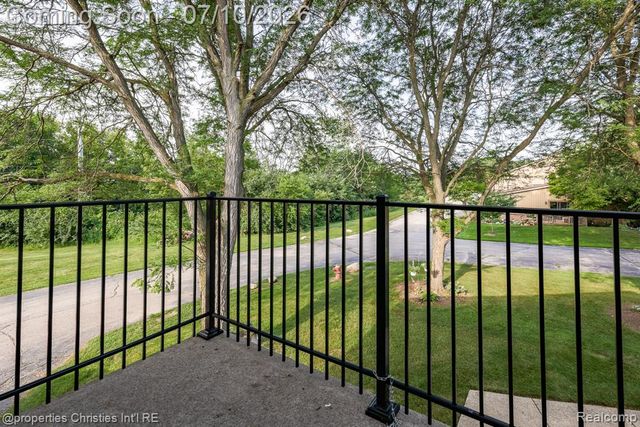 41678 Bedford Drive, Canton, MI 48187