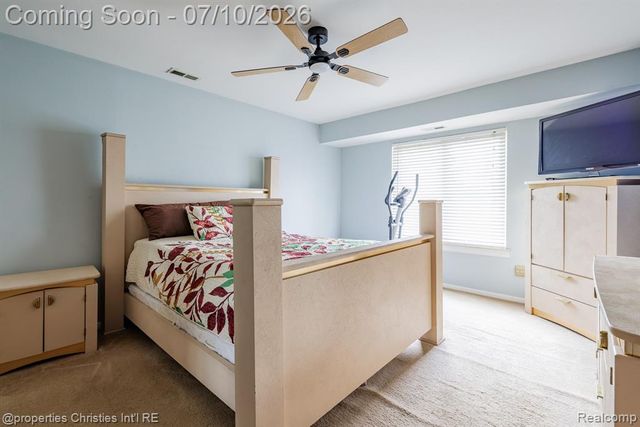 41678 Bedford Drive, Canton, MI 48187