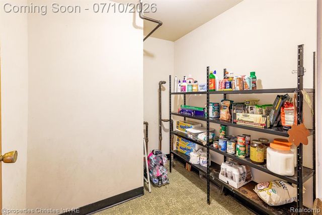 41678 Bedford Drive, Canton, MI 48187