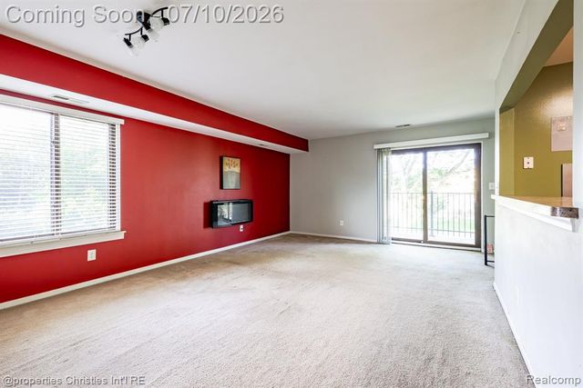 41678 Bedford Drive, Canton, MI 48187