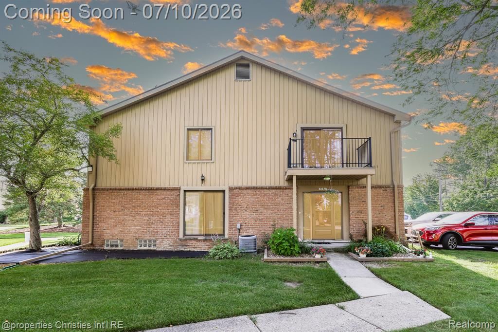 41678 Bedford Drive, Canton, MI 48187